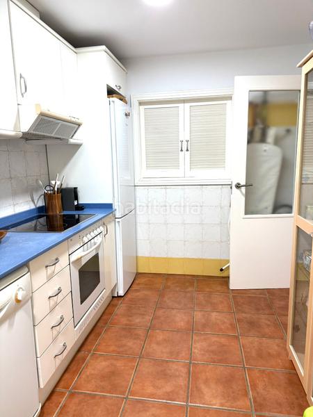 Foto b87fc983-2916-4902-ba01-e8d8184c01d9. Casa adossada amb calefacció aparcament piscina a Dénia