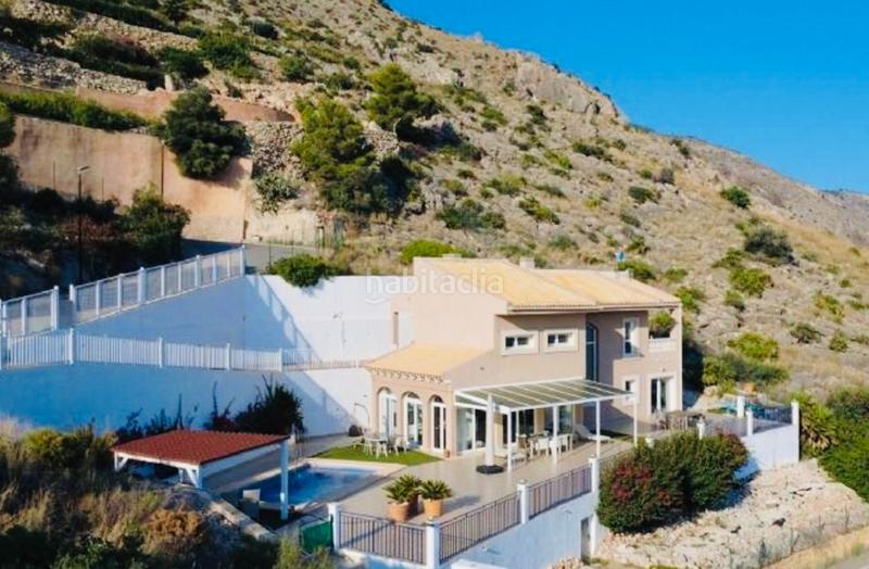 Foto 50f9cb9e-db99-48b8-a685-2f1ded10ccf0. Chalet with fireplace heating parking pool in Altea ciudad Altea
