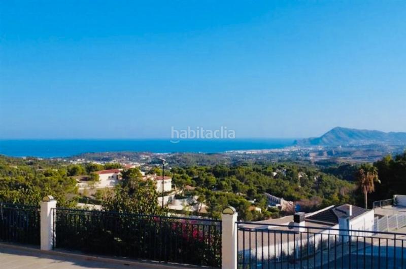 Foto da7eefc7-3fda-4f01-b401-027ca9be3ff1. Chalet with fireplace heating parking pool in Altea ciudad Altea