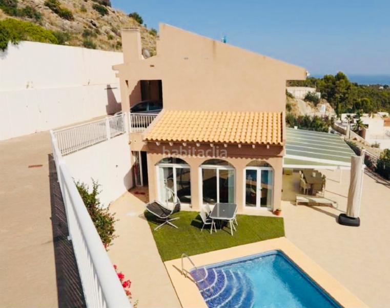 Foto f20f529b-bff7-4dff-be1c-4028aa533d86. Chalet with fireplace heating parking pool in Altea ciudad Altea