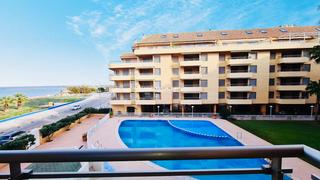 Apartament a El Puerto. Nuevo y precioso apartamento en venta en dénia, en primera línea