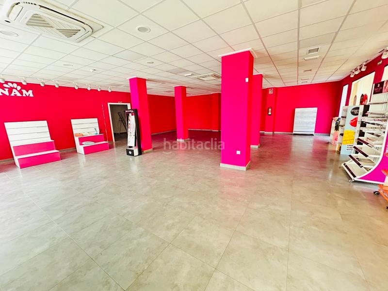 Foto 079784ed-007c-4467-afed-fb22dad8d71e. Alquiler local comercial nuevo local en alquiler en el centro ! en Dénia