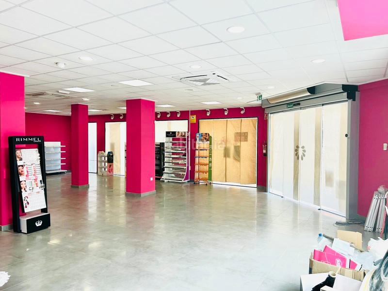 Foto 3c75f79a-52e5-4435-b069-0346252cd4a8. Alquiler local comercial nuevo local en alquiler en el centro ! en Dénia