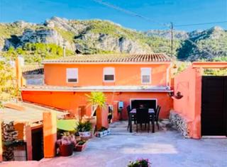 Chalet in Alcalalí. Nuevo y precioso chalet en venta en alcalalí!