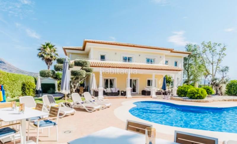 Foto 3b3f8b44-9d72-4e8a-8a53-952e69ed34e8. Xalet amb calefacció aparcament piscina a Montañar-El Arenal Xàbia