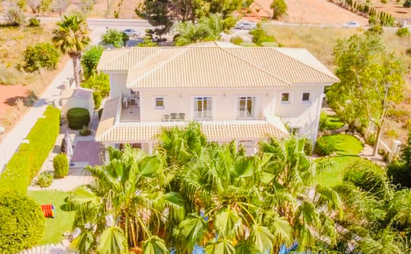 Foto 909e36d5-48ed-4cd5-aefb-50c4c179e100. Xalet amb calefacció aparcament piscina a Montañar-El Arenal Xàbia