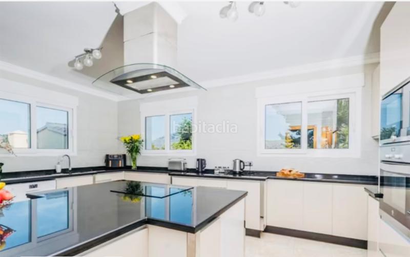 Foto e343aaa7-85ad-4403-8849-7fc684b091cf. Xalet amb calefacció aparcament piscina a Montañar-El Arenal Xàbia