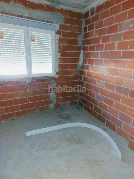 Foto ec0f2fbd-cc50-41f1-bde7-d955daea2190. Edifici a Pego