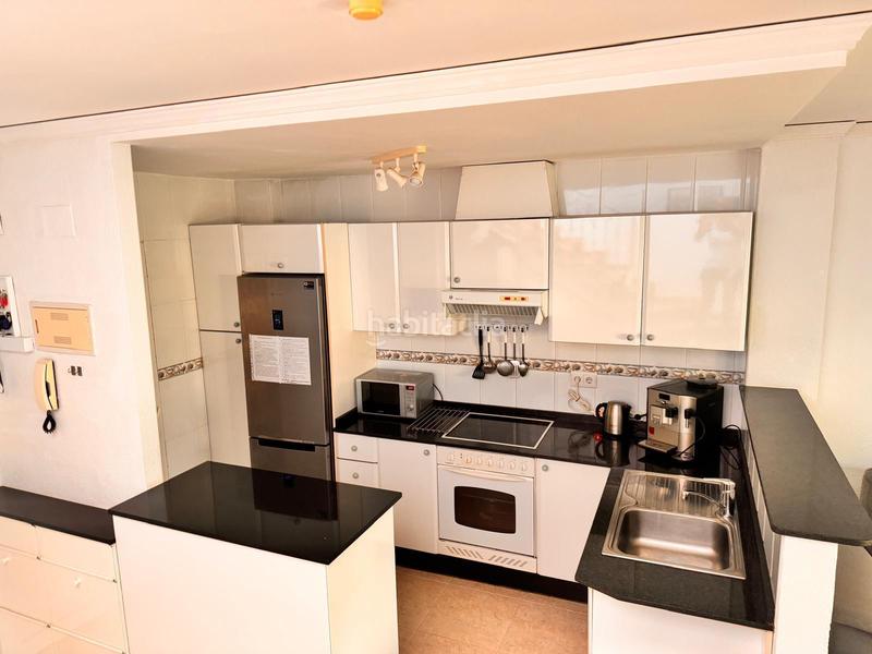 Foto 1fe5fe3a-a1eb-46a3-ae22-681f6a7e7fe8. Reihenhaus mit heizung parking pool in Poblets (els)