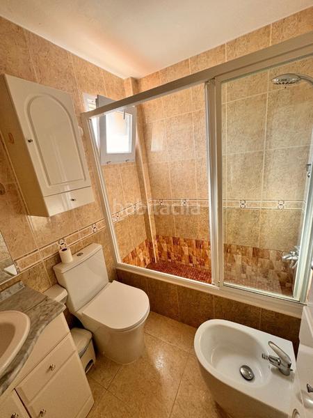 Foto 23911e53-c9ce-4869-811d-cf688d20e87c. Reihenhaus mit heizung parking pool in Poblets (els)