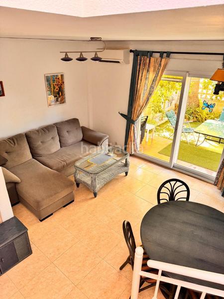 Foto 414a752c-a918-4bad-8886-7f1cf8bbc473. Reihenhaus mit heizung parking pool in Poblets (els)