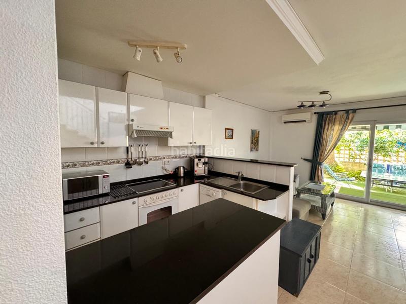 Foto ba7788f1-0e5c-407c-9d07-3ba93d7053d0. Reihenhaus mit heizung parking pool in Poblets (els)