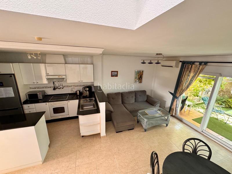 Foto f9d0b880-fdac-4f7b-92d6-9f3253551b0a. Reihenhaus mit heizung parking pool in Poblets (els)