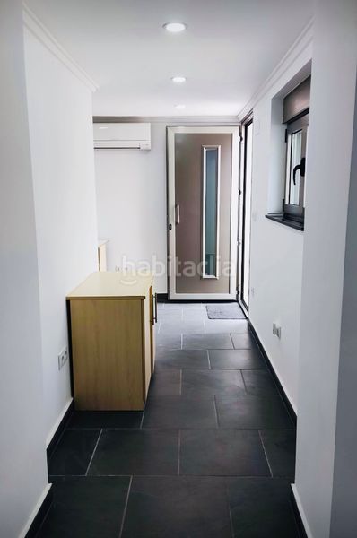 Foto a3cc2339-8c45-44a9-8da3-5f24a8bb6c39. Xalet amb xemeneia calefacció aparcament piscina a Dénia