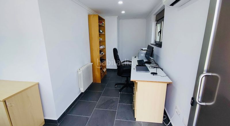 Foto b519fd44-ed73-427c-9c36-fec602a28b8a. Xalet amb xemeneia calefacció aparcament piscina a Dénia