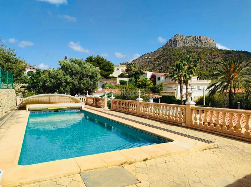 Foto e0569431-3f43-49e8-8250-7a45b2068590. Chalet con camino riscaldamento parcheggio piscina in Calp