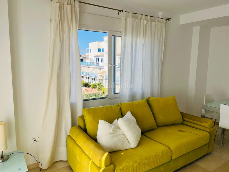 Foto 9aab13c4-f24f-42f6-9cfc-7591d029c111. Apartment with heating parking pool in Oliva nova Oliva