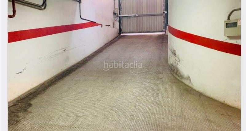 Foto f555e772-0c47-4132-aa20-ff3b9e02b5a7. Parking coche nuevo párking en venta en el centro ! en Dénia