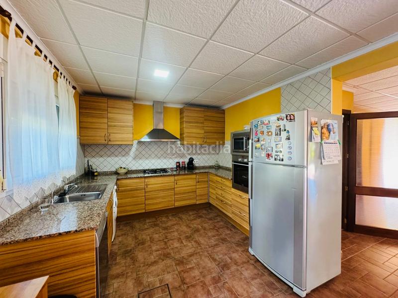 Foto 64e4cfae-26cd-4f61-96d0-80886344f178. Chalet con camino riscaldamento parcheggio piscina in Pedreguer