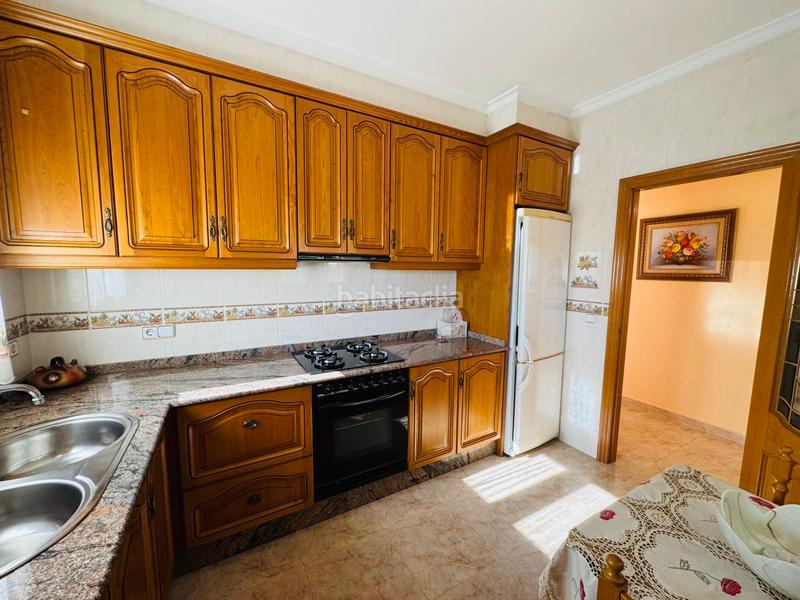 Foto 7e8d99d2-7e04-4e26-b4fb-0675de9deb01. Chalet con camino riscaldamento parcheggio piscina in Pedreguer