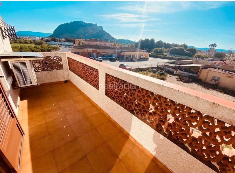 Foto b8d6b4e2-4403-4796-ad1a-8480af0e1803. Chalet mit parking in Centro Urbano Dénia