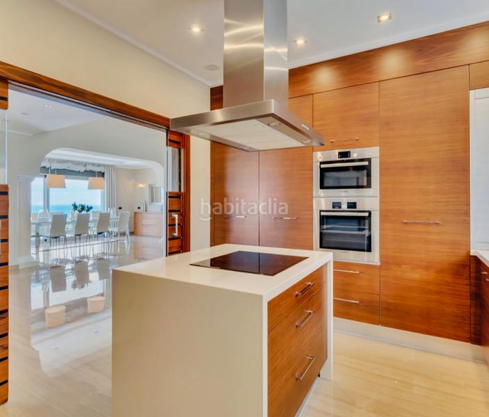 Foto 108b4018-f9b6-4188-9b5e-4cb6af7c7f44. Chalet nueva y espectacular villa en venta ! en La Fustera Benissa