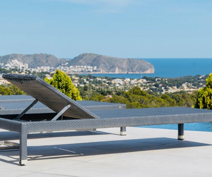 Foto 2afb4897-cbe7-4b70-83ac-d945ec7580b7. Chalet nueva y espectacular villa en venta ! en La Fustera Benissa