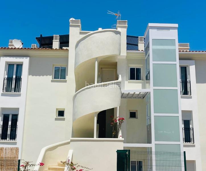 Foto b8b4a035-d799-401c-b460-ce4d6e8a70fe. Attique avec chauffage parking piscine dans El Montgó Dénia