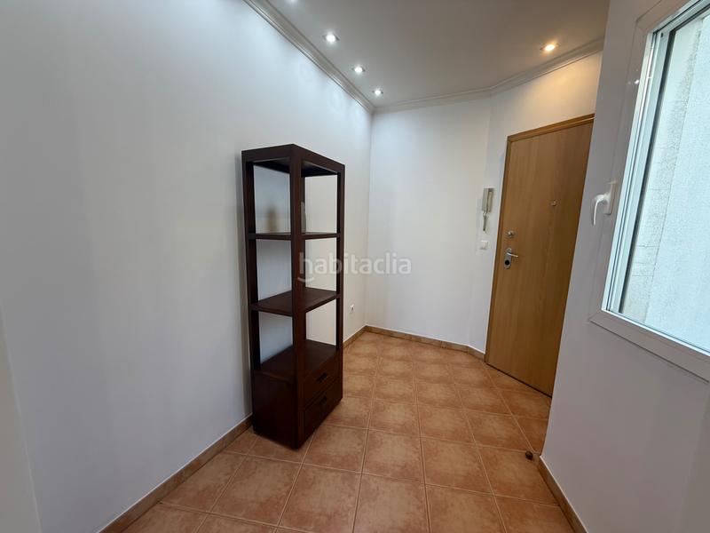 Foto 1f349305-c6d2-414b-9f55-abf65a7f9ac0. Rent flat with fireplace heating parking in Ondara