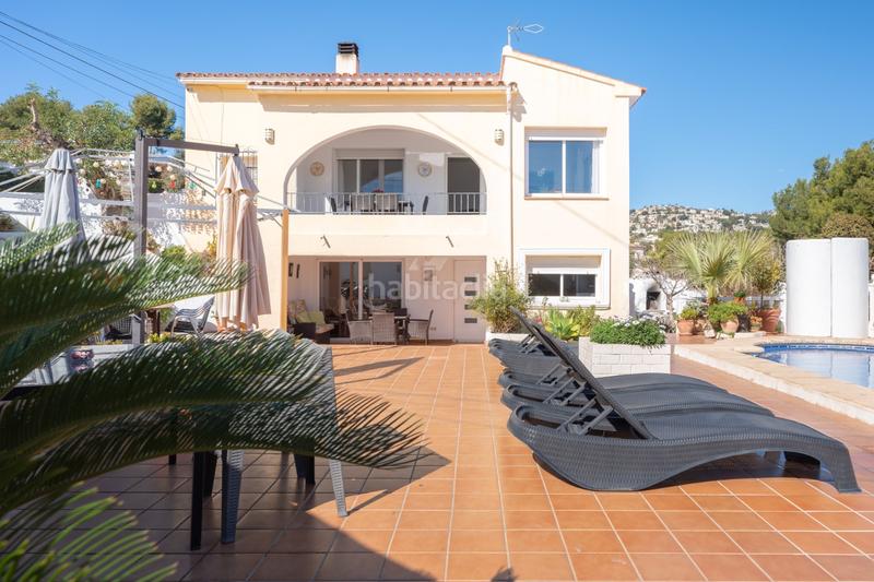 Foto 08e8ada9-4fdb-4639-ae2f-5817ba3dd28c. Chalet avec cheminée chauffage parking piscine dans Benissa