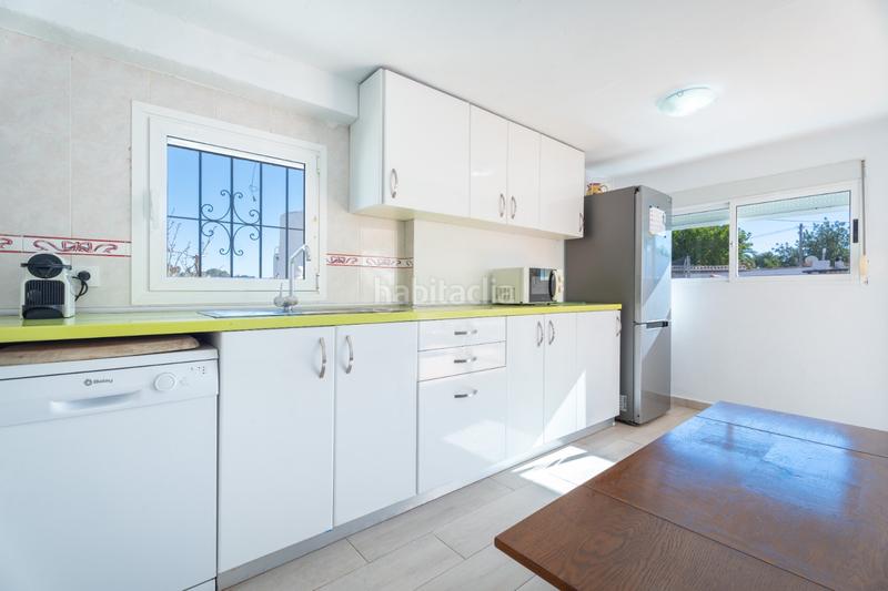 Foto ee0e670e-81fd-4751-88c7-dfd5482a317c. Chalet avec cheminée chauffage parking piscine dans Benissa