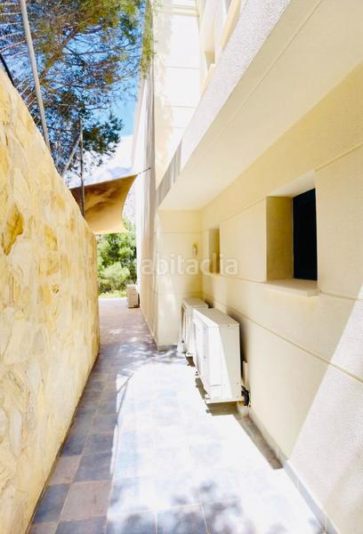 Foto 520bfd4e-5414-4140-a5a1-6e213f596b24. Xalet amb calefacció aparcament piscina a Mascarat Altea