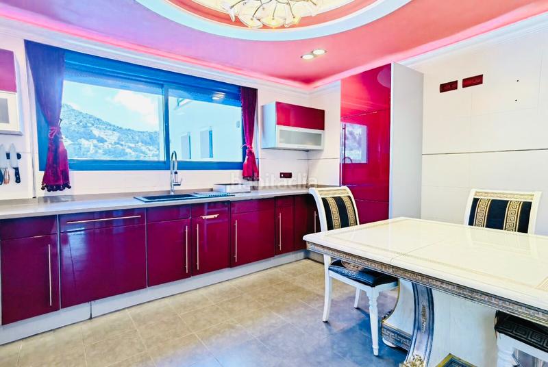 Foto cc972676-b2a6-4fbe-8e5a-050f06445c1f. Xalet amb calefacció aparcament piscina a Mascarat Altea