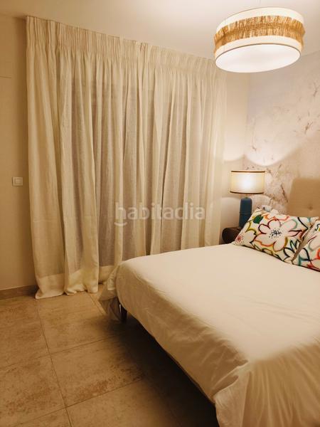 Foto ad7b8d8b-938a-4afd-ba16-f93b0f8658f0. Piano terra con riscaldamento parcheggio piscina in Dénia