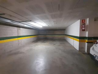Parking voiture à Putget - Farró