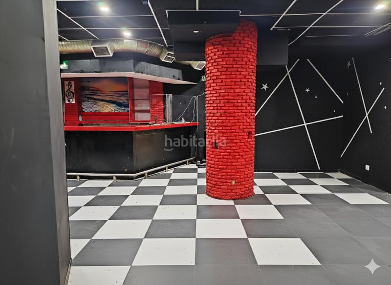 Foto 74bd213c-9561-4afa-9585-d9fb7f6938d2. Local commercial dans calle gran vía 33 dans Casco Antiguo Majadahonda