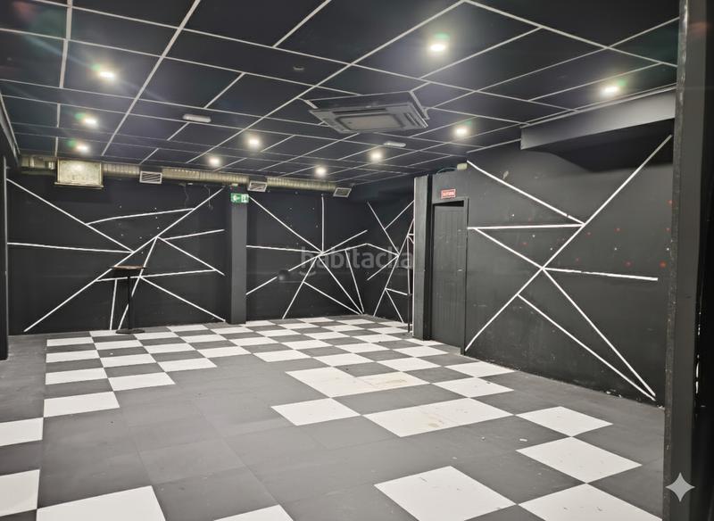 Foto c8374e46-a049-427c-a026-7d4daba3f2e4. Local commercial dans calle gran vía 33 dans Casco Antiguo Majadahonda