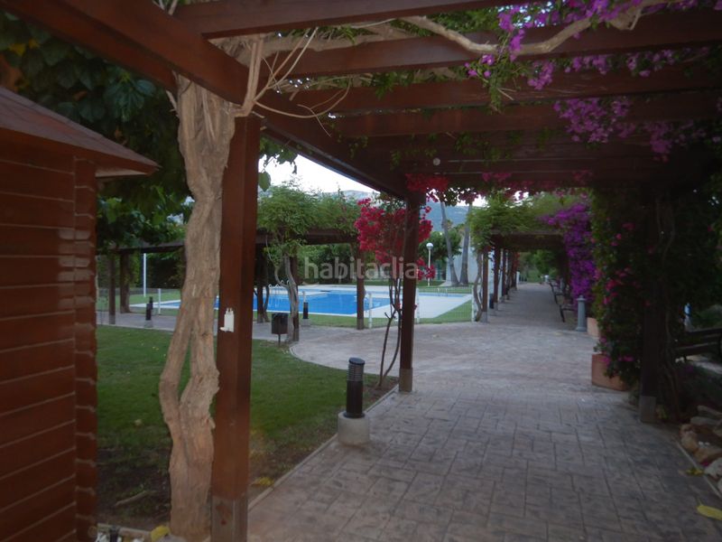 Foto 00cc149d-08ec-4e1c-b2e6-a953542ff750. Àtic amb calefacció aparcament piscina a Les Bassetes - El Marjal Dénia