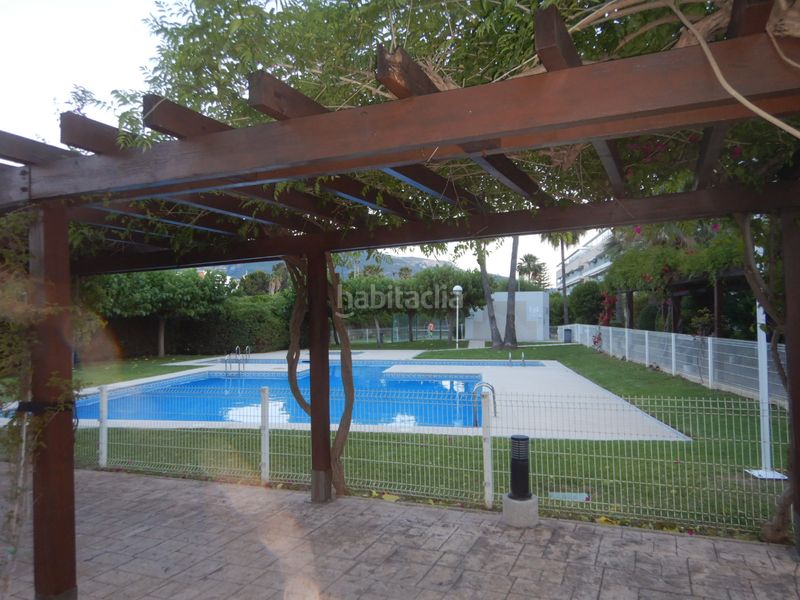 Foto 735ad361-32c6-4b5c-a76f-b4e32466c41e. Àtic amb calefacció aparcament piscina a Les Bassetes - El Marjal Dénia