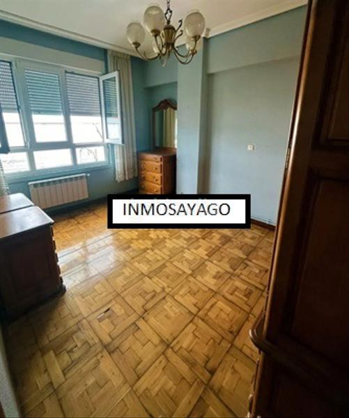 Foto f352bee1-1a17-4a23-ae0e-e4e2c4d5b185. Flat in calle josé maría pereda 59 in Inmobiliaria - Barreda Torrelavega
