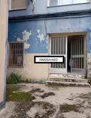 Local commercial  Calle santo toribio. Bajo en santander