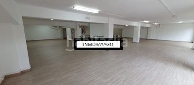Foto 5fb3c8d7-7f7f-4c0b-93db-db6c1838a73f. Lloguer local comercial a Centro Torrelavega