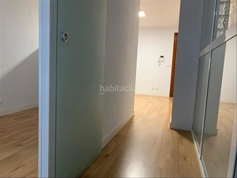 Foto 07a67b21-f3ff-4a3b-a1f1-a16eac3eac16. Lloguer local comercial a Centro - Ayuntamiento Santander