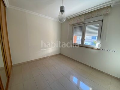 Foto 5e32f929-69f8-462f-a126-9d32652b294f. Lloguer pis amb calefacció a Los Castros Santander