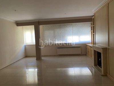 Foto 86070be4-e8db-4d68-8ec0-5643189962c2. Lloguer pis amb calefacció a Los Castros Santander