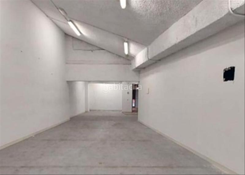 Foto b84edc19-fc76-4007-aa75-4fa41263a1a0. Local comercial a Centro - Ayuntamiento Santander