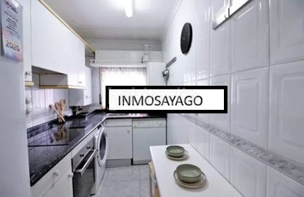 Foto 3068f480-4600-43f3-9261-def2e6289623. Rent flat with heating in Los Castros Santander