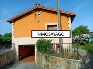 Xalet  Barrio san benito. Parbayon