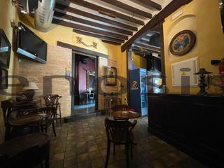 Lloguer Local Comercial a Plaza iglesia 1. Se traspasa cafetería en roldán (café del tiempo).