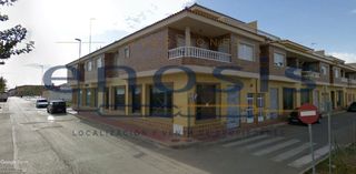 Local Comercial  Avenida julián romea. Amplio local comercial en venta en roldán, 550 m en esquina